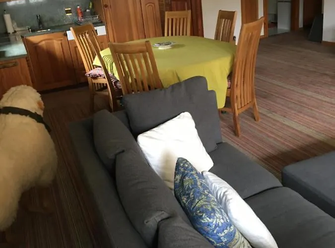 ハウス マリコ アパート